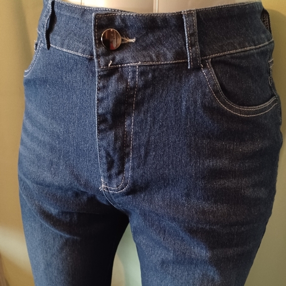 A Dark Blue Wide Leg Denim Jeans - Picture 7 of 8